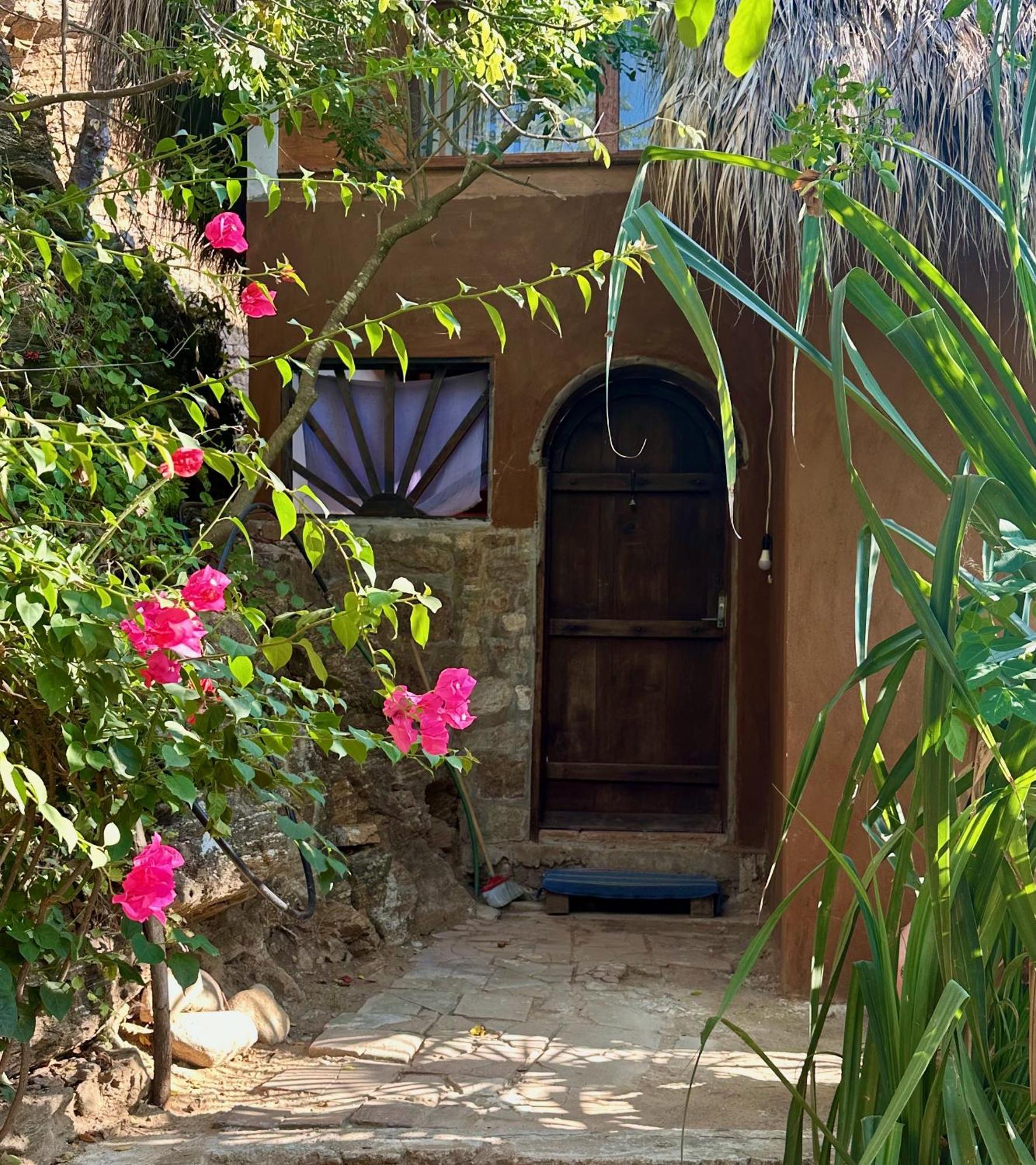 Lo Cosmico Hotell Zipolite Exteriör bild
